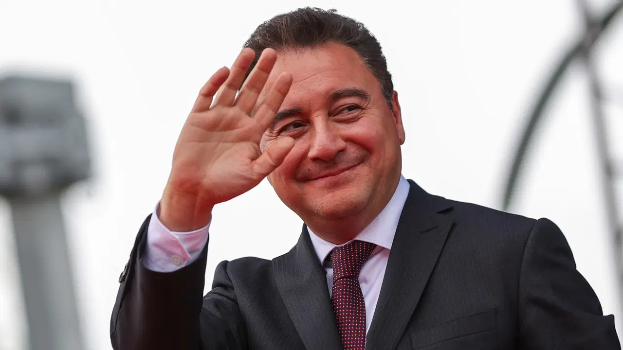 AK PARTİ GENEL BAŞKANI R.TAYYİP ERDOĞAN'AATFEN BBACAN ŞÖYLE SÖYLEDİ: