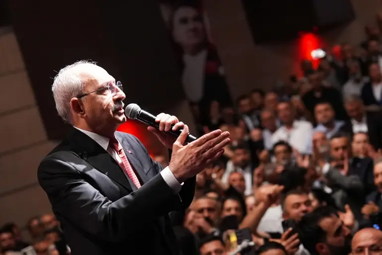 CHP TÜRK-İSLAM GÜZERGAHININ YOLCUSU OLMAYA MI HAZIRLANIYOR