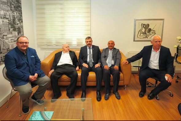 İçişleri Bakanı sayın Mustafa Çiftçi'yi bu memlekete Allah hizmet erbabı olsun diye göndermiştir.
