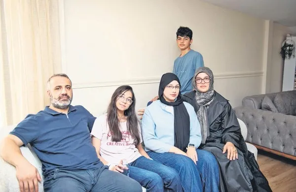 Mesleğini zirvede bıraktı kendini ailesine adadı