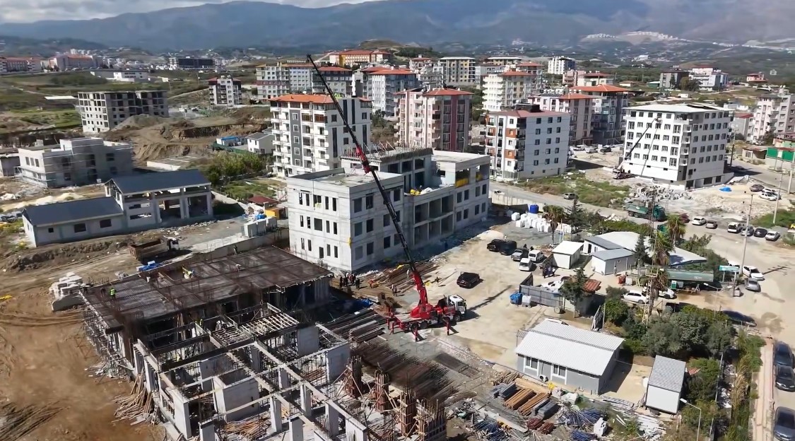 HATAY VALİSİ  Masatlı, yeni yeni hizmet binalarını inceledi