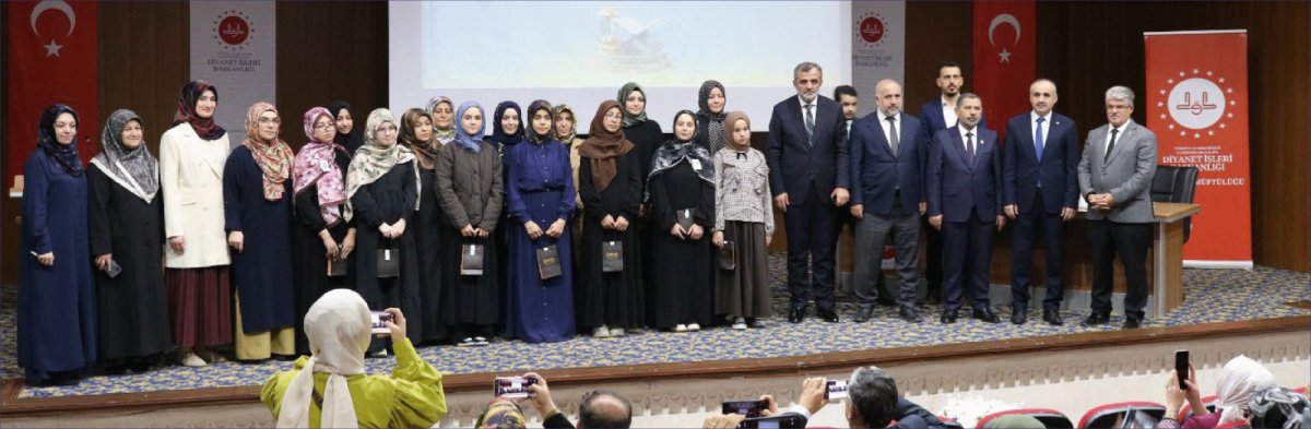 Mardin'de yapılan Hafız Kızların yapılması bölgede büyük ilgi gördü.